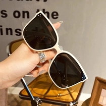 Sunglasses womens summer photo big face 2021 new trendy high-end sunglasses sunshade seaside sunscreen girlfriend photo