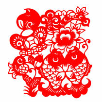 Send 2 pieces of red rice paper animals carp goldfish lotus window grilles traditional Chinese style carved paper and paper-cut finished products
