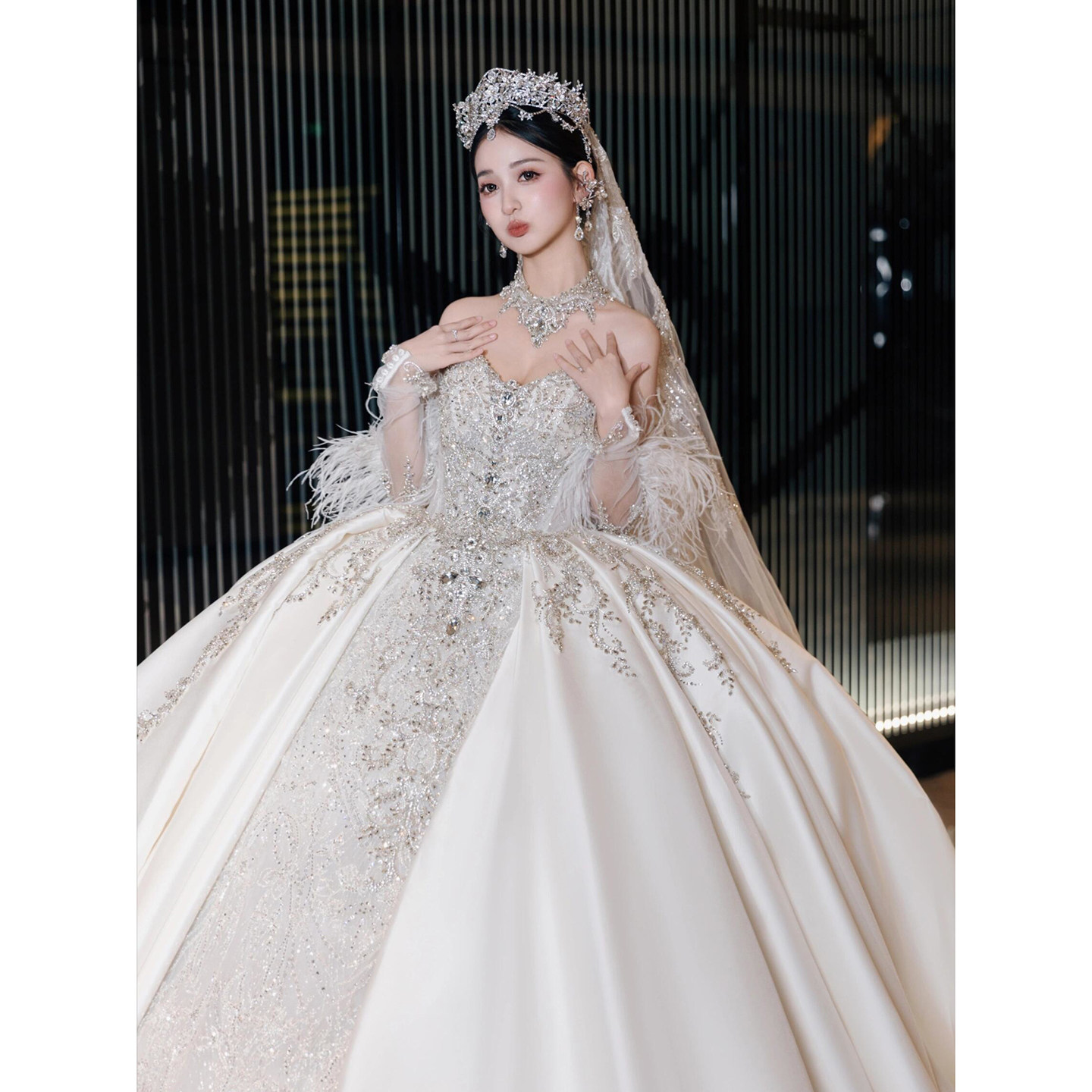 Французское легкое свадебное платье-топ bride 2026, новинка, основная пряжа, высококачественная текстура, атлас большого размера, толстая, мм, тяжелая промышленность, длинный хвост
