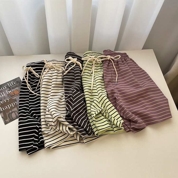 Soft Striped Casual Sports Shorts for Women, Summer Thin Style, Loose Fit, Versatile Wide-Leg Knee-Length Shorts, Home Hot Pants