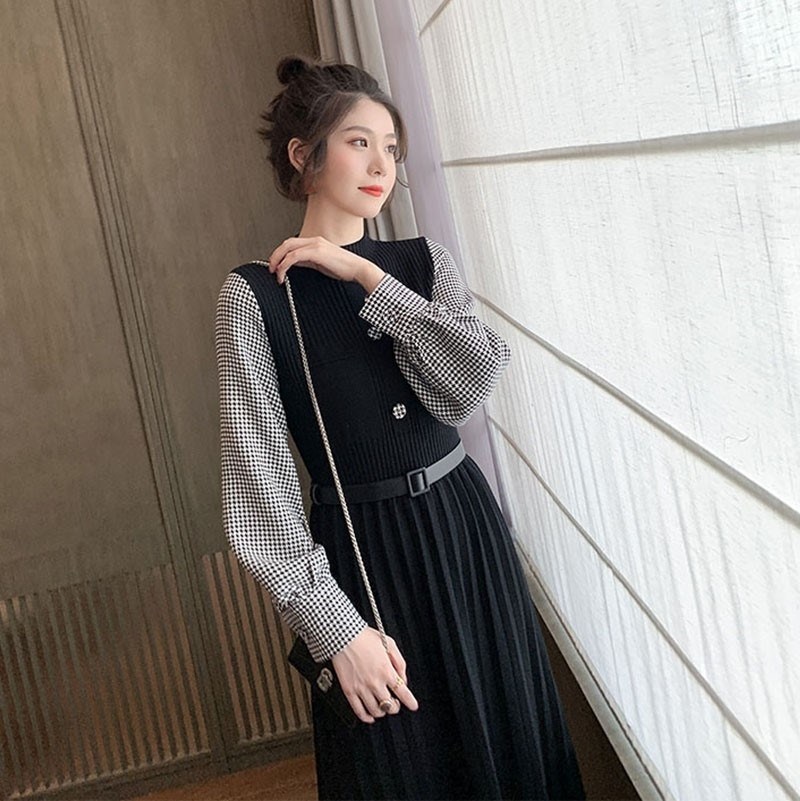 Slim knitted dress autumn and winter new waist thin temperament goddess fan high-end light luxury base sweater skirt