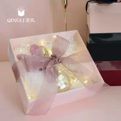 Open window Square gift box flowers eternal flower box wedding wedding candy with hand gift bridesmaid birthday INS gift box