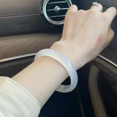 Natural ice white chalcedony bracelet thin girl lychee frozen jade bracelet agate Net red jade bracelet birthday gift