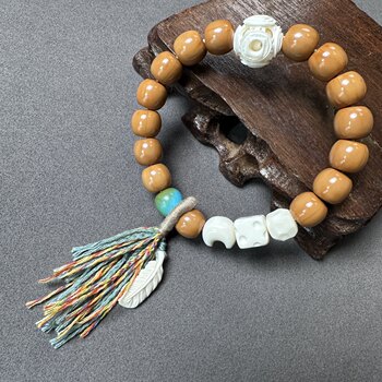 Hericium mammoth ghost ball original hand-knitted bracelet