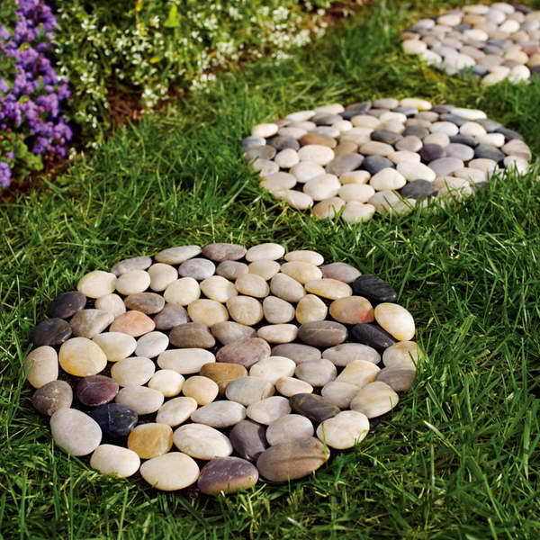 Round-Stepping-Stones-Plants-W