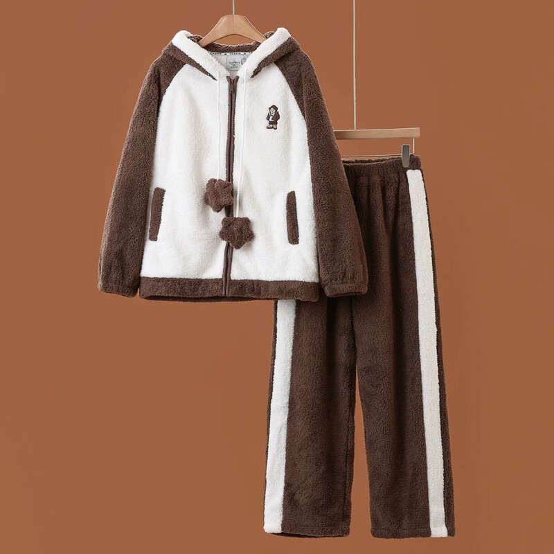 579 West Lake Elder [Bear] Winter Outfit Playful Bear Hooded Star Lace-Up Thickened Homewear Set 269