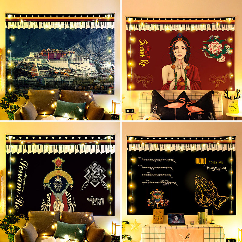 Background cloth hangs the traditional Tangka Palace Palace Room of the BuTibet Ethnic Culture Tibetan House