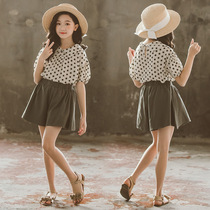 Han Edition Girl Short Sleeve Suit 2022 Summer New Round Point Blouse Shorts Shorts Casual CUHK Child Foreign Air Two Sets