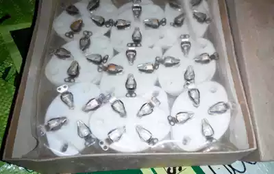 Vacuum tube seat new silver-plated large four-leg 300B vacuum tube seat