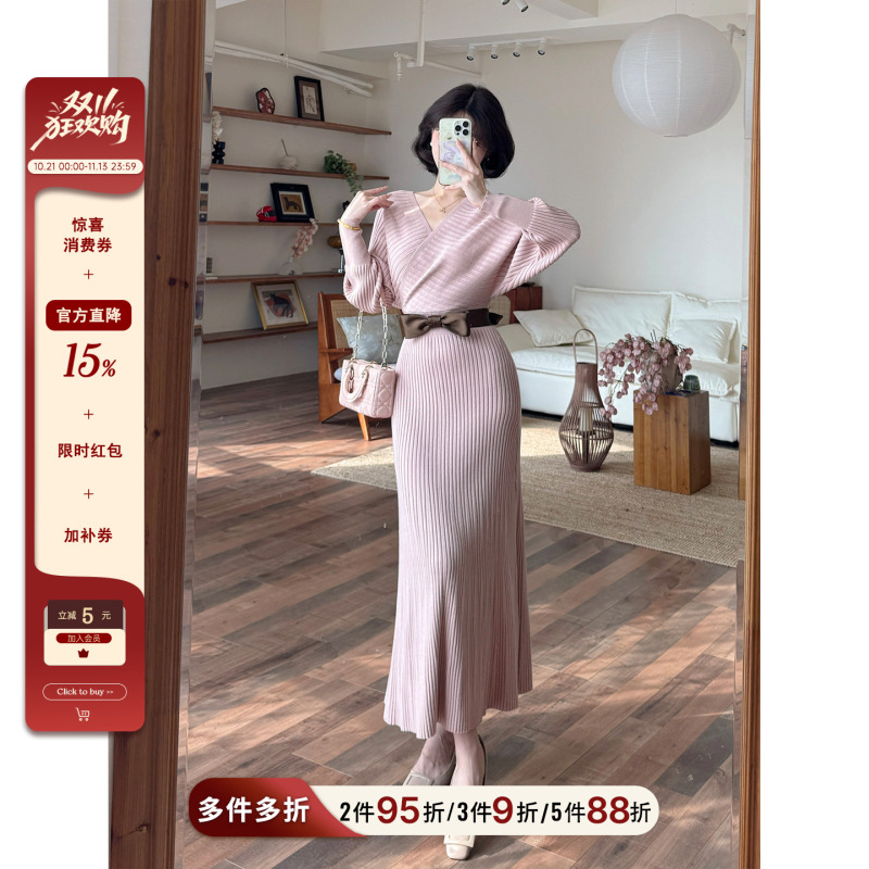Lei Yingjun【Heartfelt Love Letter】Autumn Korean Style Sexy Hot Girl Socialite Style Bow V-Neck Knitted Dress Lei Yingjun【Heartfelt Love Letter】Autumn Korean Style Sexy Hot Girl Socialite Style Bow V-Neck Knitted Dress