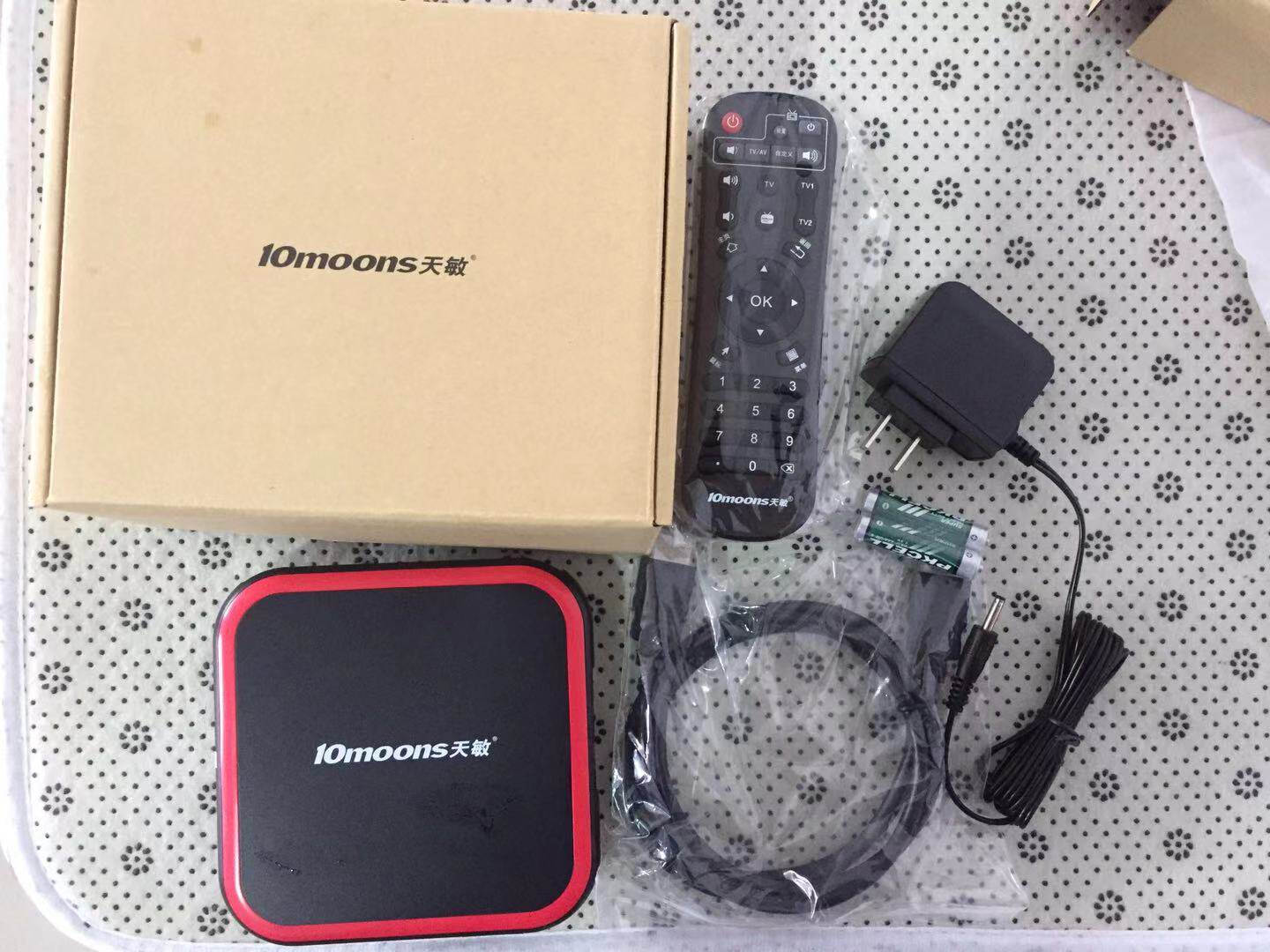 10moons TM6 HD Network Set-top box Wireless WIFI Android TV box Watch TV