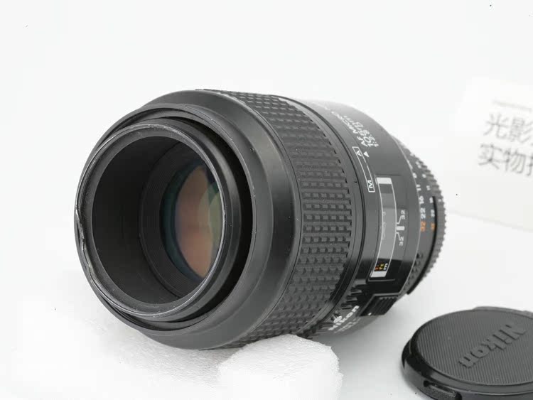 Sử dụng ống kính thực tế đã sử dụng ống kính macro Nikon AF 105mm F2.8D tự động lấy nét 105 2.8