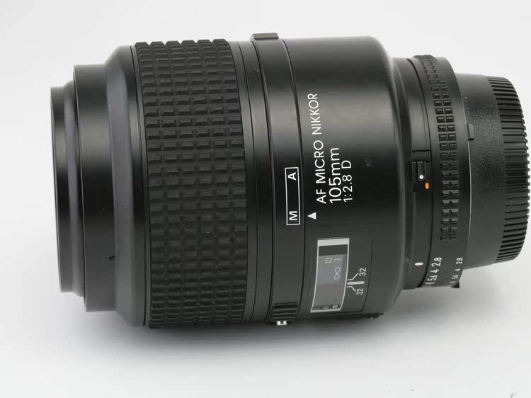 Sử dụng ống kính thực tế đã sử dụng ống kính macro Nikon AF 105mm F2.8D tự động lấy nét 105 2.8