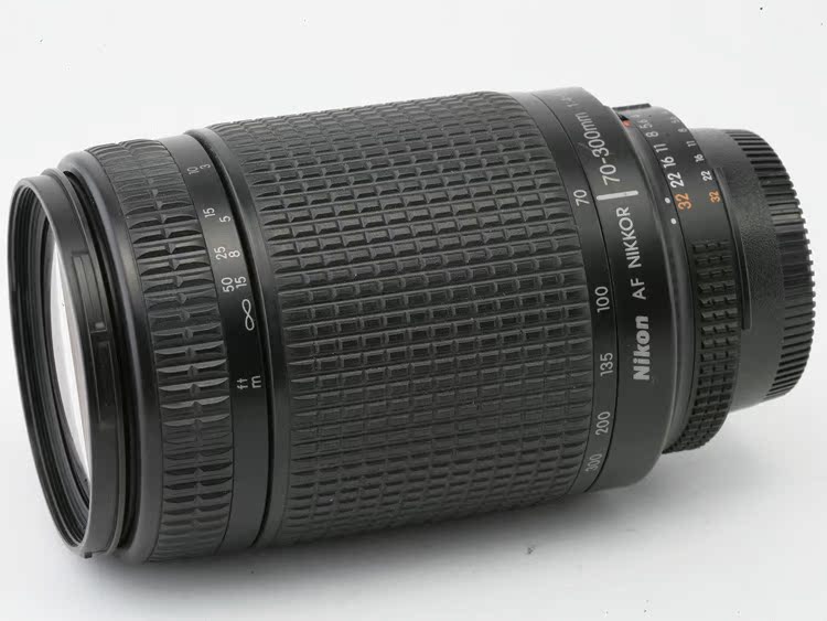 Chụp bằng hiện vật Nikon Nikon 70-300 4-5.6D súng ống giấy nhỏ tự động tele