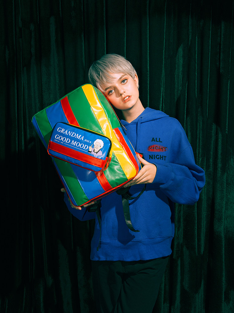 KIITOS retro contrast stitching waterproof square student shoulder backpack men and women bags women 2019 new