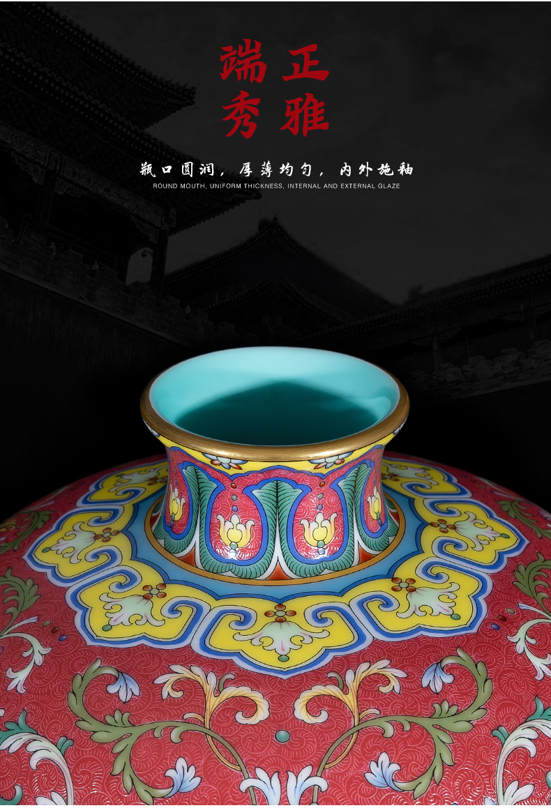 Jia lage jingdezhen YangShiQi master the qing qianlong palace ceramics vase and name purple lotus design grain mei bottle