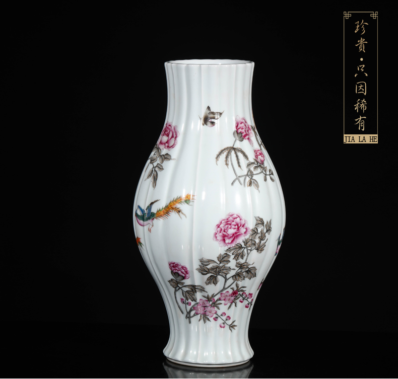 Jia lage YangShiQi the clear yong zheng famille rose flower - and - bird grain melon leng type and name olive hand - made porcelain bottle furnishing articles