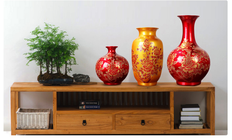 Jingdezhen ceramics vase big red crystal glaze vase furnishing articles furnishing articles blooming flowers festival gifts