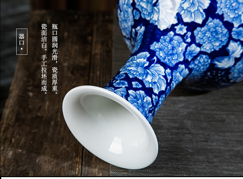 Jingdezhen ceramics vase furnishing articles antique Chinese blue and white porcelain vase sitting room porch decorate household furnishing articles