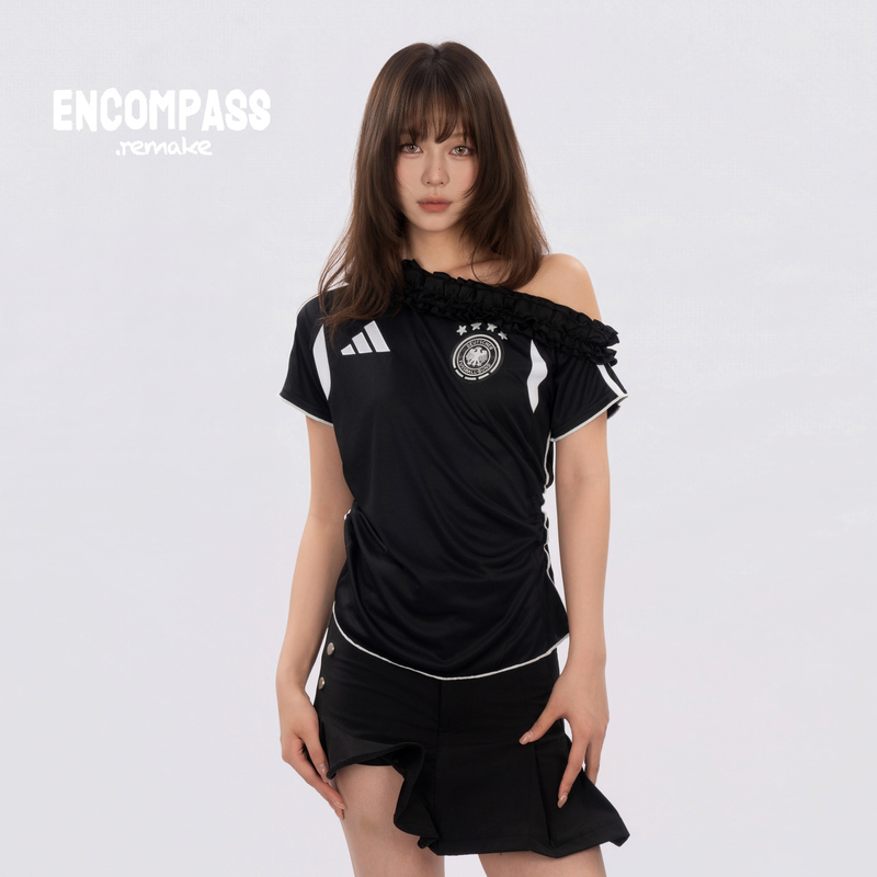 Adidas Remake Football Club Ruffled Off-Shoulder Jerseyfit Hot Girl T-Shirt Encompass