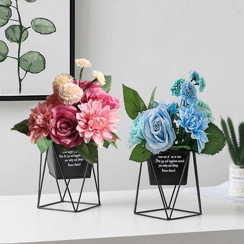 Северная легкая роскошная гостиная симуляция цветочниц