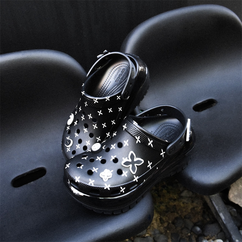 [Correct version] SMFK co -branded Carloch cave shoes Female cross flower thick bottom increases and wears cold slippers