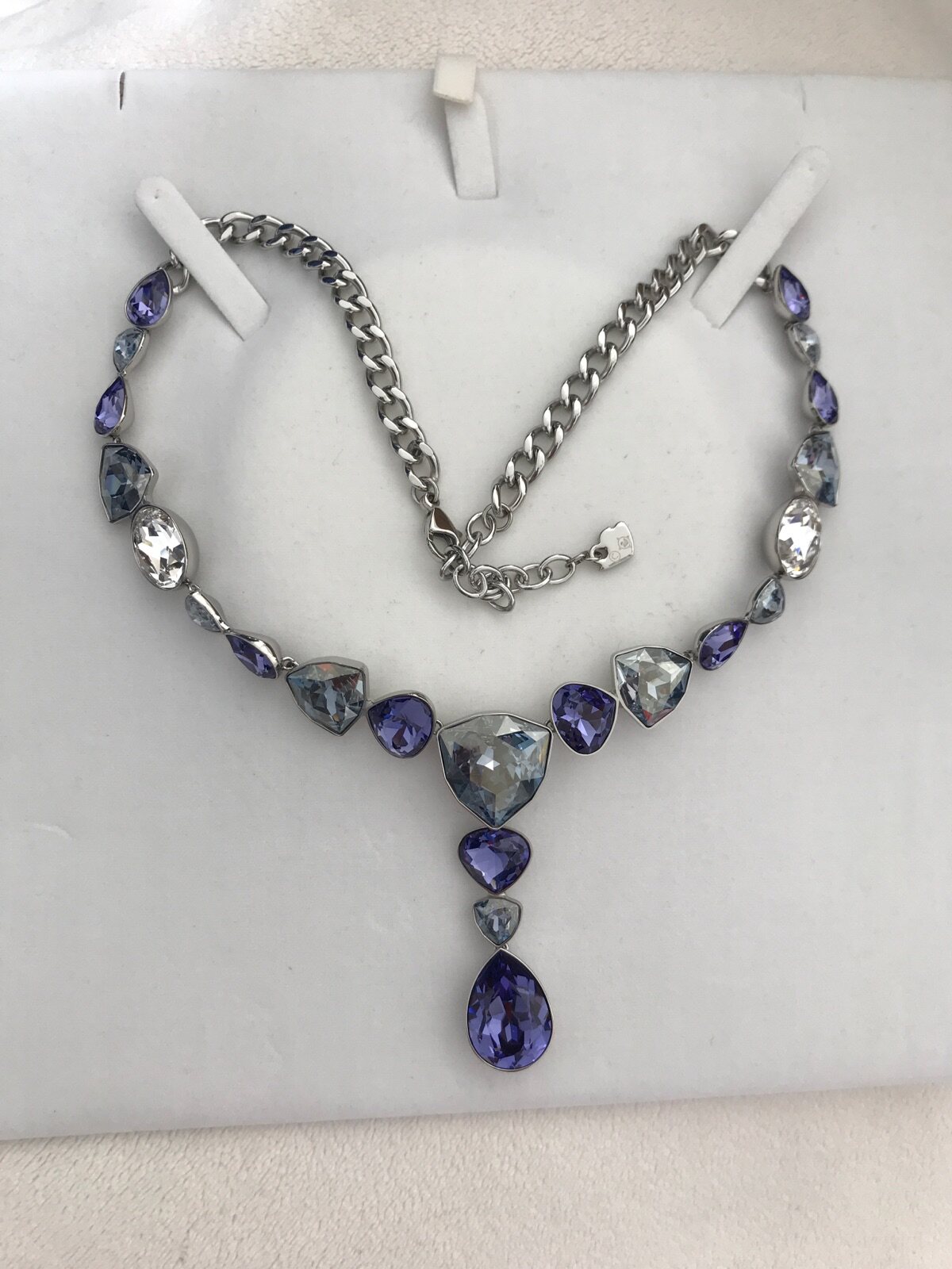 Spot light purple crystal necklace 5202292