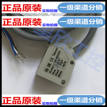 Original Tai wan FOTEK PHOTO SENSOR Diffuse reflection optical switch sensor electric eye