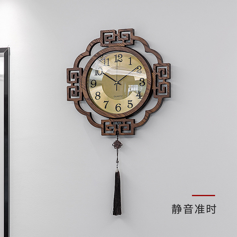 2022 new wood new Chinese style hanging bell living room Wanyear calendar decoration watches and clocks Home Atmosphere hanging wall on quartz clock