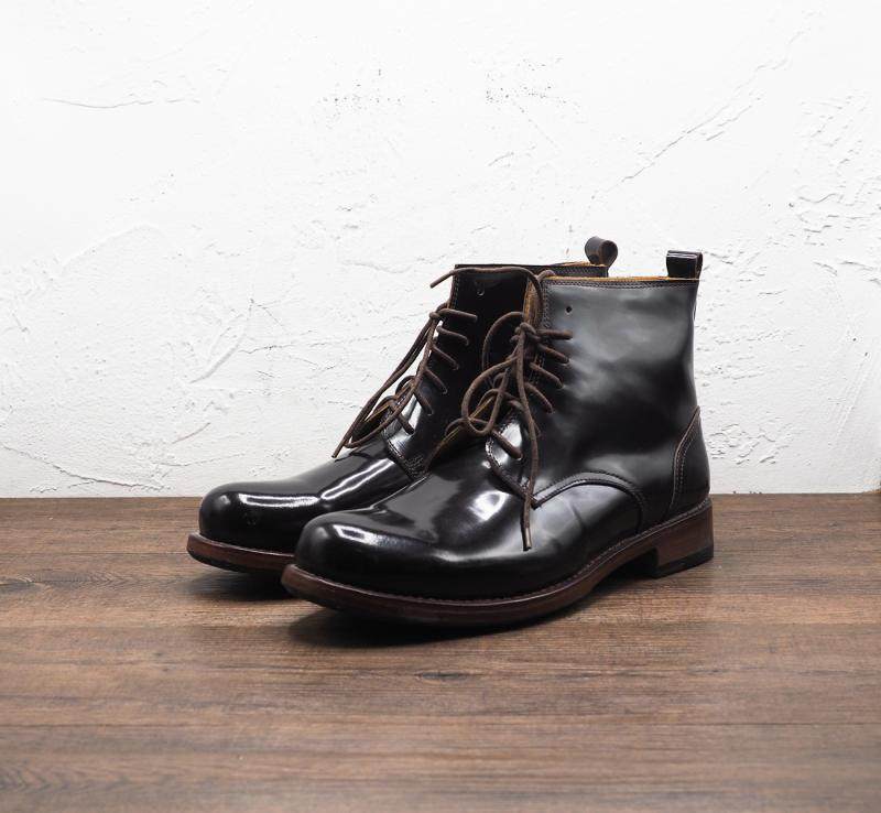 Goalkeeper small code large size pure cow leather solid specific stitched vibram sole free of laces lacquered leather short boots handmade leather