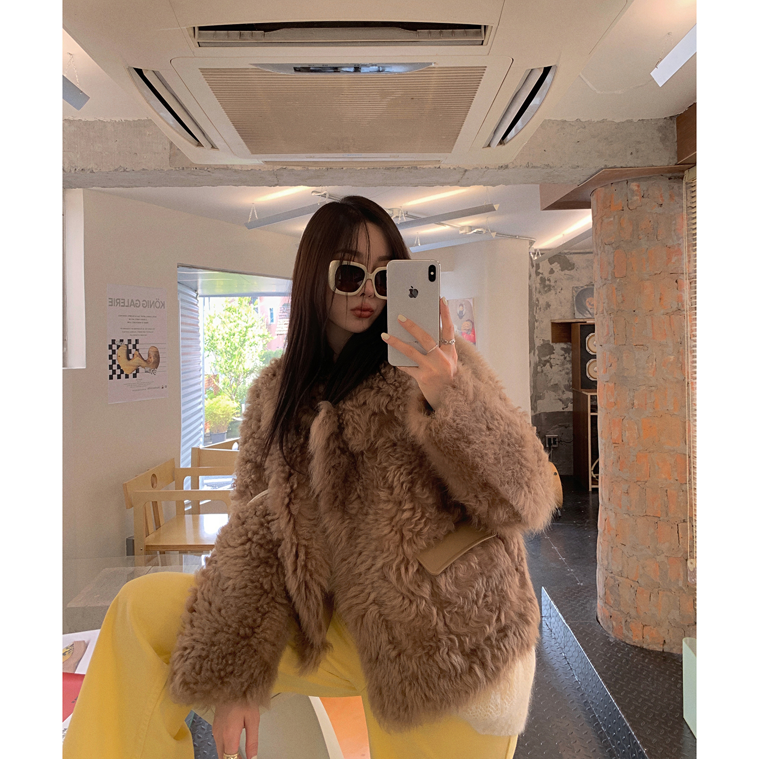 Pay Wise Nge Day Twilight Town Capsized Skanapy Fur Integrated Young Fur Coats Women Coats 2021 New