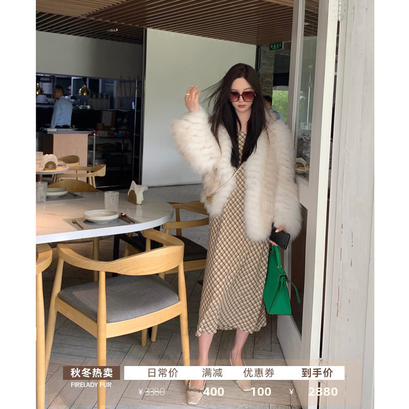 Fu Zhien cedar love saga colored fox fur coat female V-neck young fur coat 2021 new