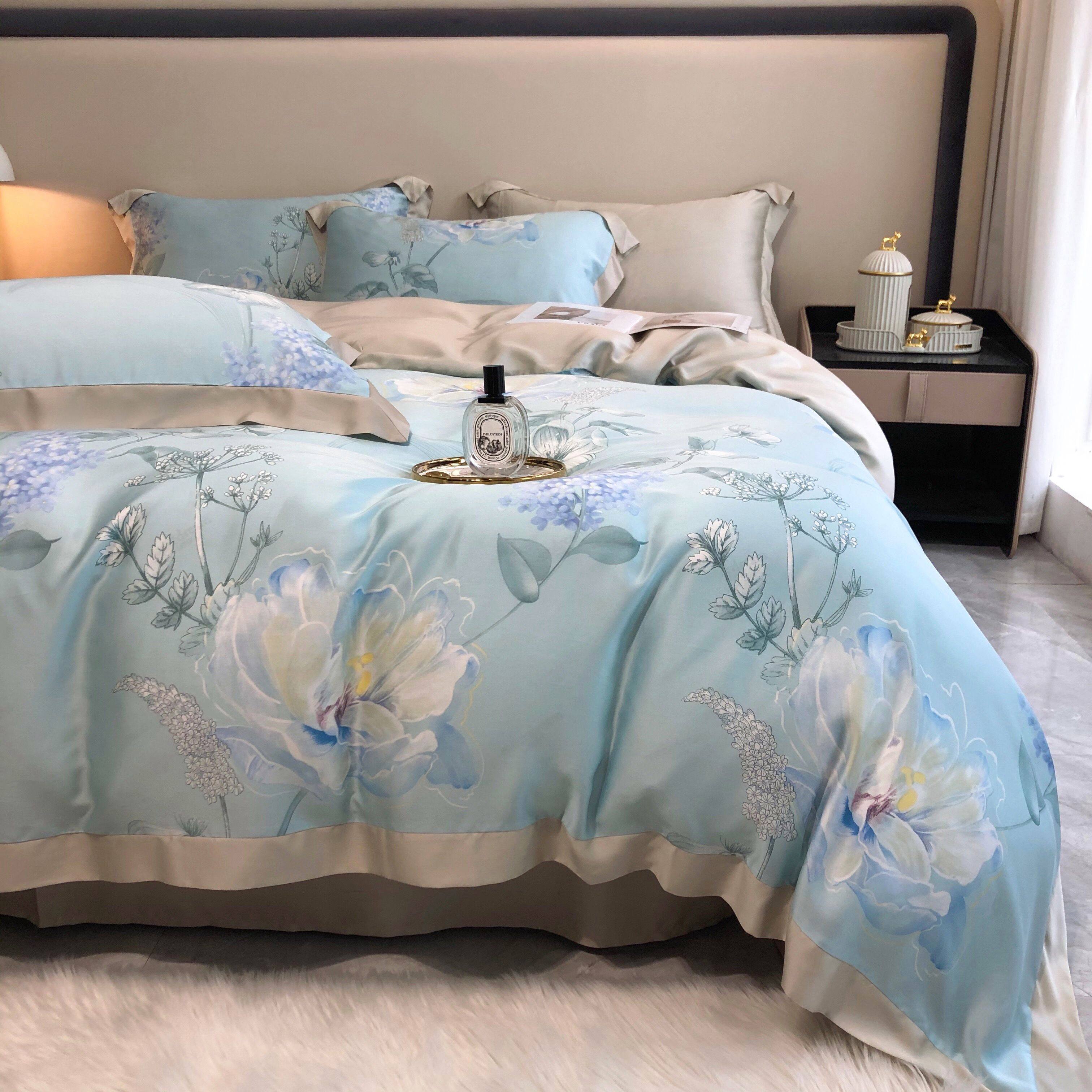 Xiaobai carefully selected Dongdixing double-sided Lenzing Tencel hyaluronic acid printing summer cool quilt four-piece set