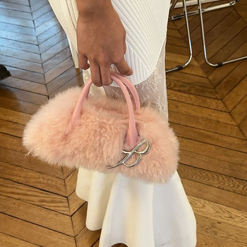 2025 new high-end plush bag, commuter handbag, niche design, versatile shoulder bag, fashionable trendy women's bag