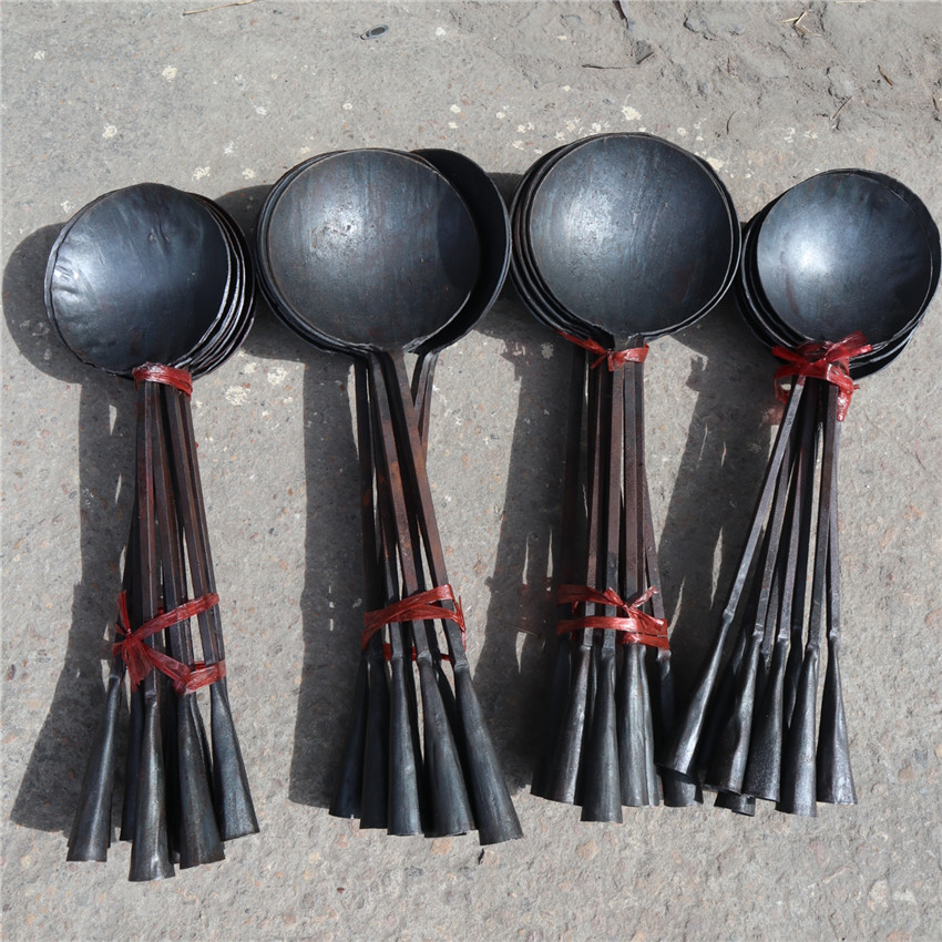Die-casting machine material spoon Forging aluminum water spoon Aluminum water spoon Welding material spoon Stainless steel material spoon Die-casting supplies