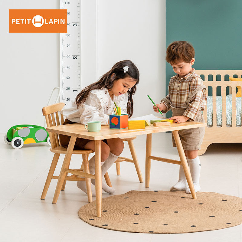 South Korea solid wood children's table learning table and chair baby game table toy infant garden early education desk small chair