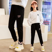 Girls sports pants Spring and Autumn wear autumn foreign atmosphere big children plus velvet pants winter childrens clothing integrated velvet pants