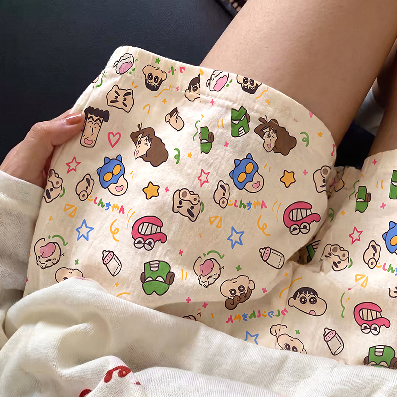 Summer Cartoon Shin-Chan Shorts, Loose Plus-Size Slimming Cloud Cotton Sleep Pants for Women, Thin Style, Suitable for Outdoor Wear and Home Use
