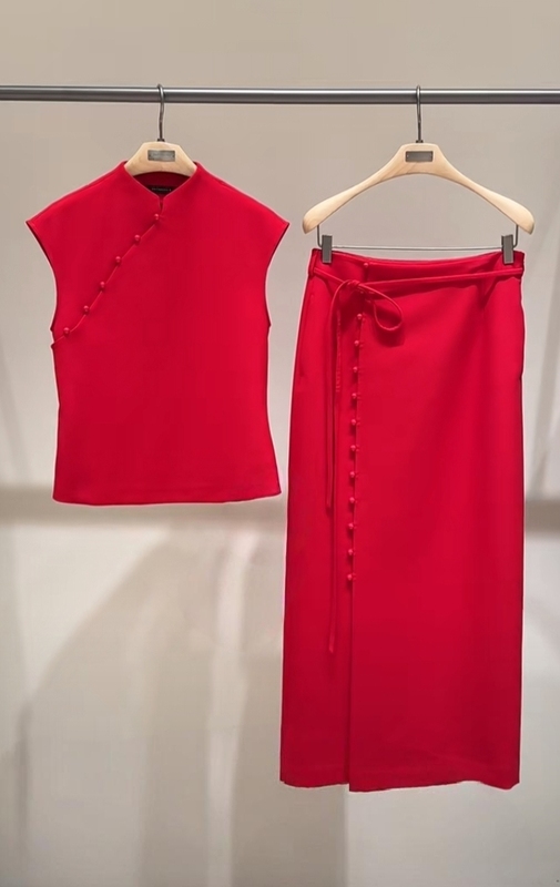 Same Style as the Store: Zauy2026 Spring New Red Cap-Sleeve Waist-Cinching Cheongsam-Style New Chinese Suit