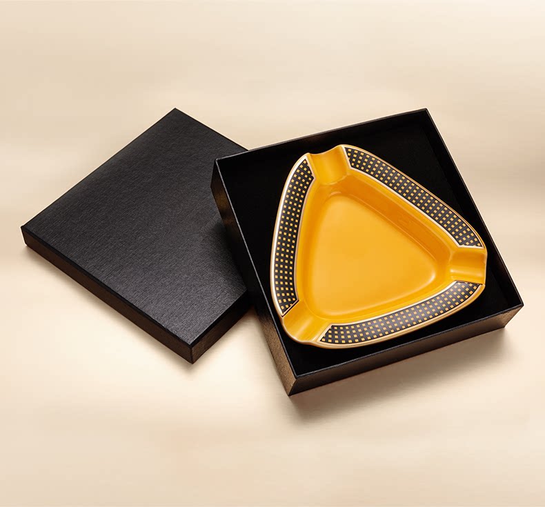 Подробная информация о Ashtray_13.png