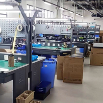 Taifu workbench maintenance workbench production tool hanging board table factory with lighting handmade model rubber