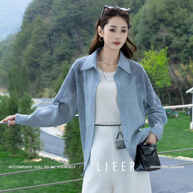 Lieer'Embossed Floral Denim' Mist Blue Linen Embossed Embroidery Color-Processed Denim Shirt
