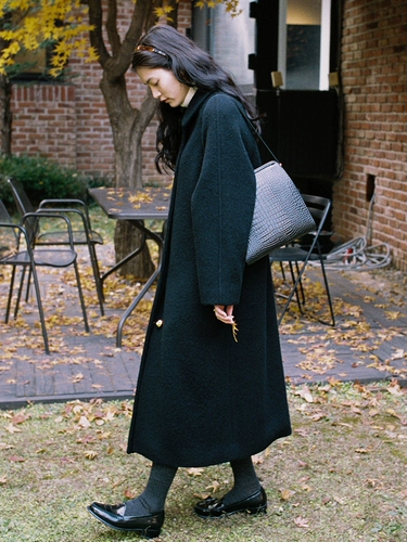 Сумка подмышку, сумка на одно плечо, крокодиловый принт, из натуральной кожи