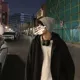 Черный, тонкий, подходит для весны и осени
