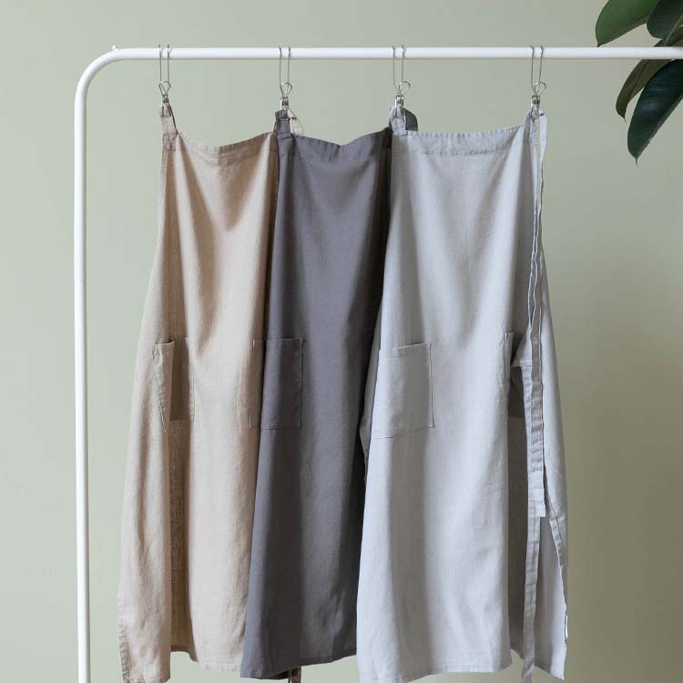 Description Pure Linen Apron Han Edition Fashion Kitchen Adult Restaurant Baked Coffee Milk Tea Shop Men and Women Worksuit