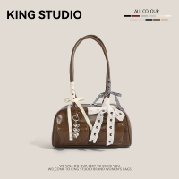 Коричневый [включая подвеску в виде шелкового шарфа]