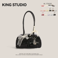 Черный [включая подвеску в виде шелкового шарфа]