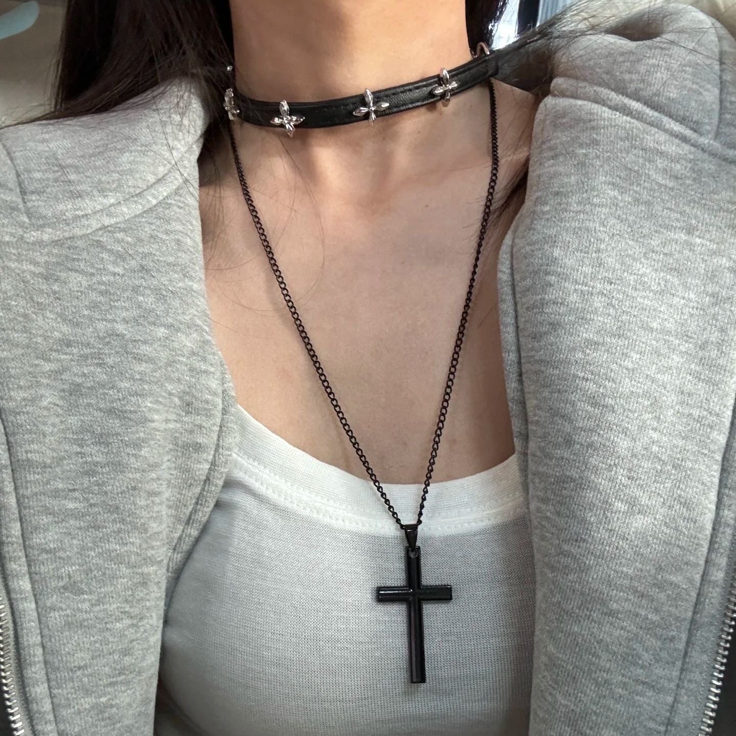 Y2K retro hot girl dark cross choker gothic punk style layered necklace niche design choker