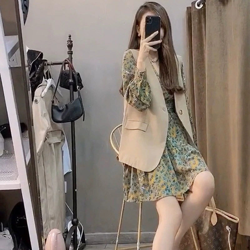 Tea break French design sense niche light luxury fried street long-sleeved floral dress vest two-piece suit women's spring and autumn