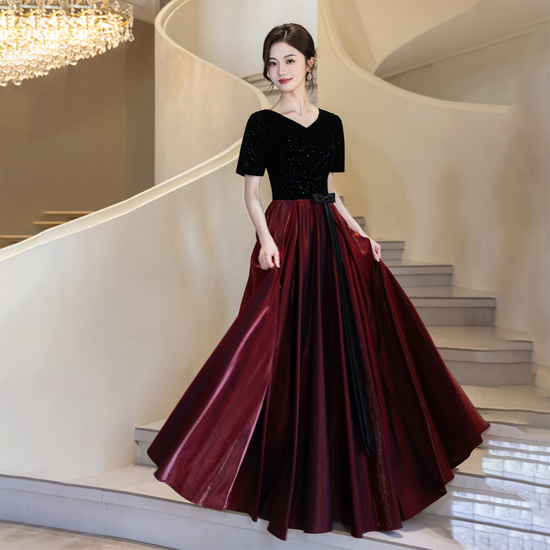 Evening Dress 2026 New Style Light Luxury Dress Banquet Host Performance Outfit Elegant Temperament Vocal Art Exam Dress